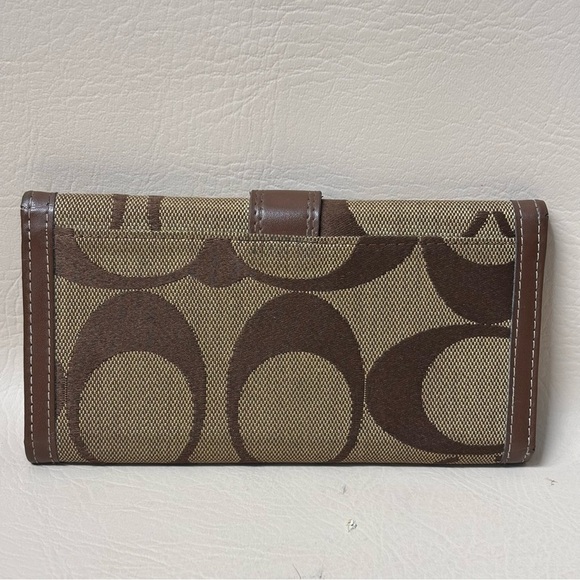 Coach Women's Brown
Signature Checkbook Wallet
Canvas & Leather Tri-Fold - Picture 2 of 6
